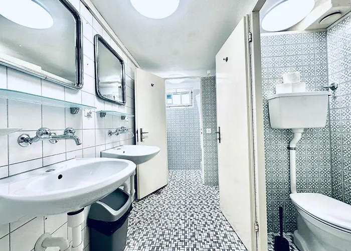 Monteurzimmer - Worker's - Zimmerzuvermieten In Solothurn * Flumenthal